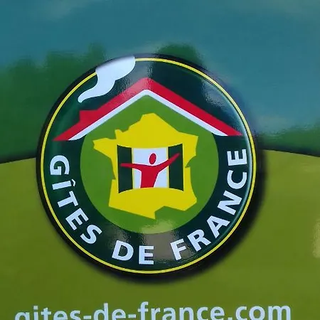 Campagne Sainte Angele Сasa de vacaciones *